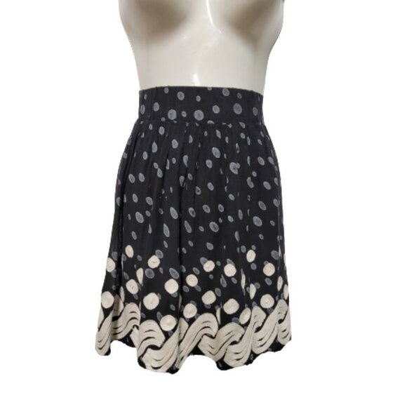 Black and White Skirt Elastic Waist Skirt Polka Dot Pleated Flare Short Skirt - Picture 3 of 7